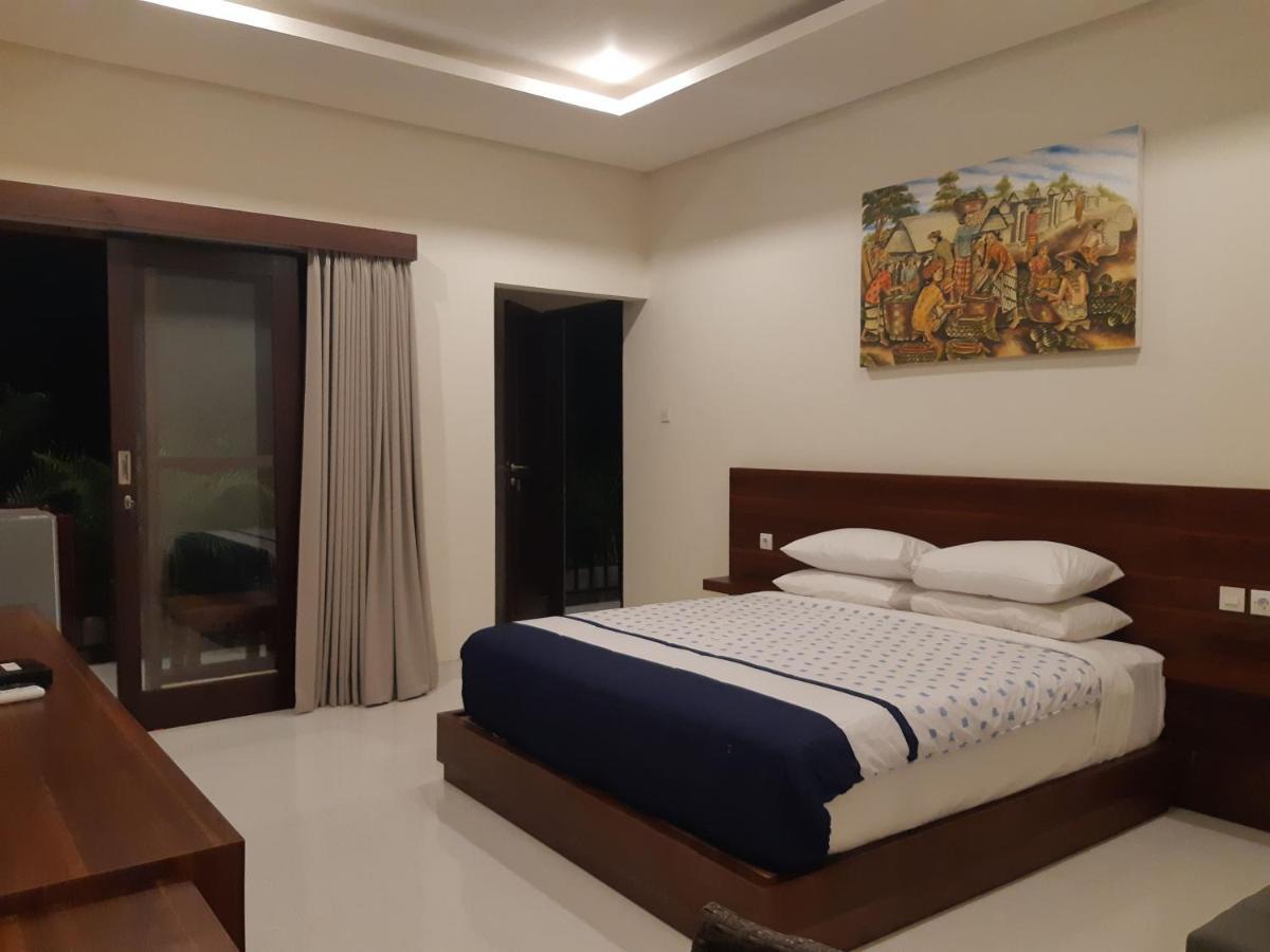 Hotel The New Moon Seminyak Esterno foto